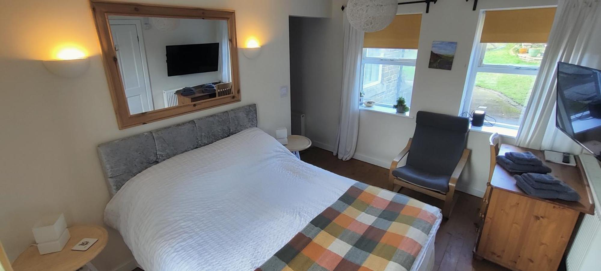 Private Annex To Victorian Villa, With Kitchen And Free Parking Todmorden Esterno foto